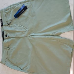 NWT Men's TAHARI classic fit shorts
